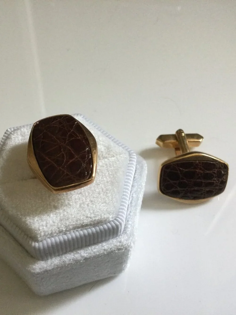 Vintage 70s Brown Inlay Leather-like Gold Plated Cufflinks